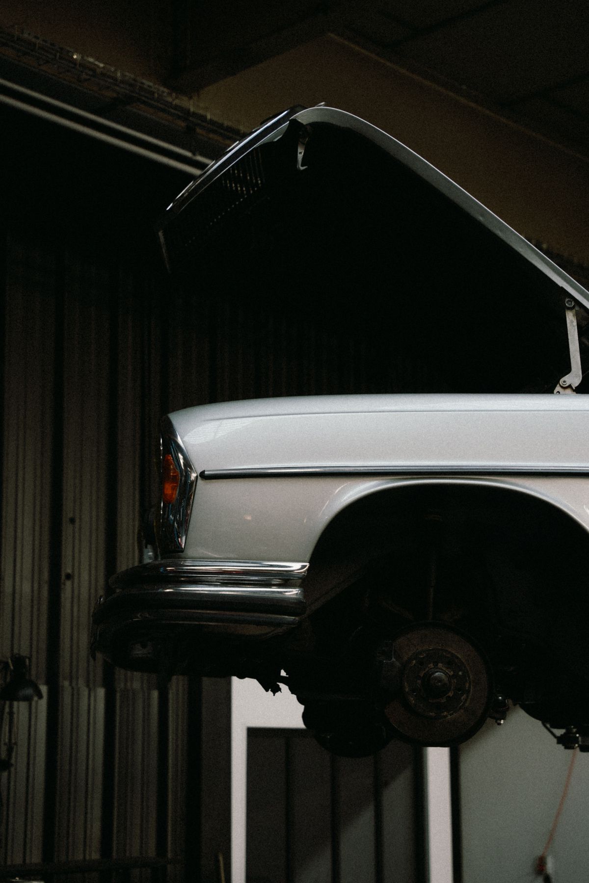 Workshop where parts are matched to vehicles